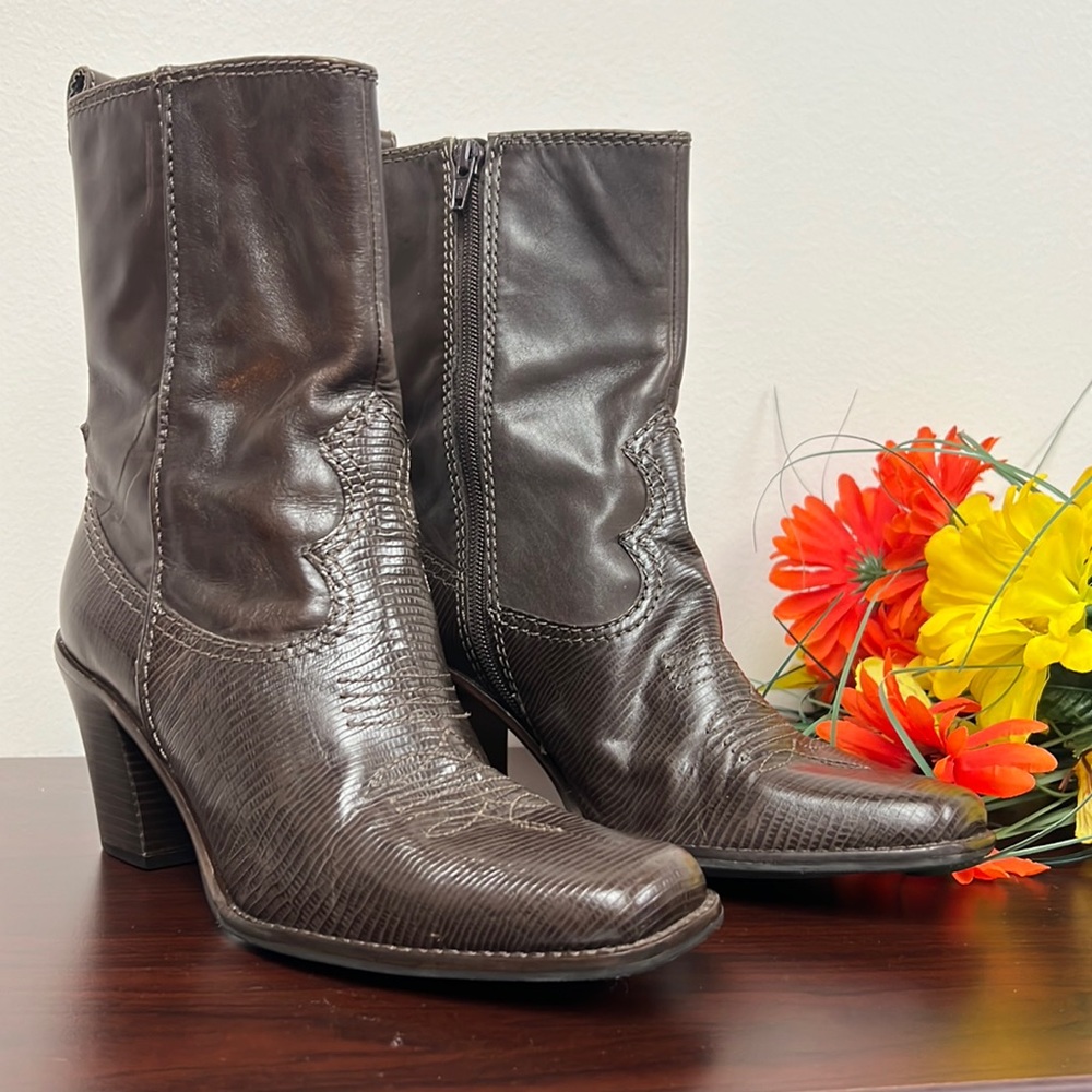 Antonio Melani Chocolate Brown Western Boho Cowgirl Style Boots size 8